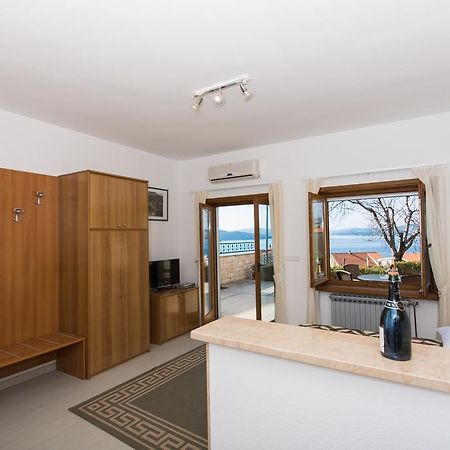 Apartments Bisera Trogir Exterior photo