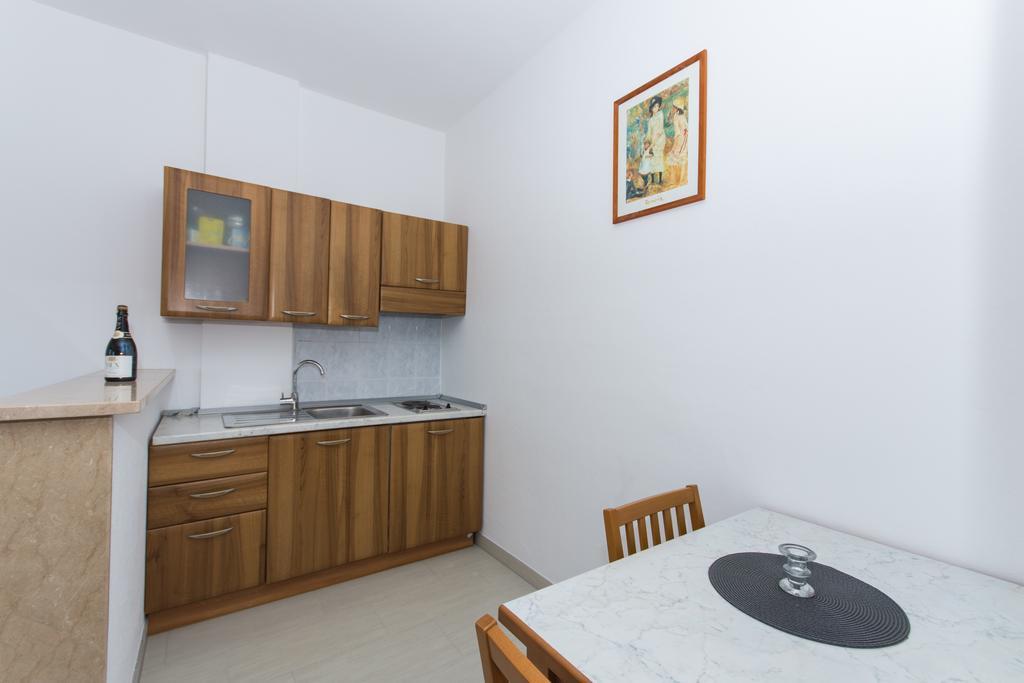 Apartments Bisera Trogir Exterior photo